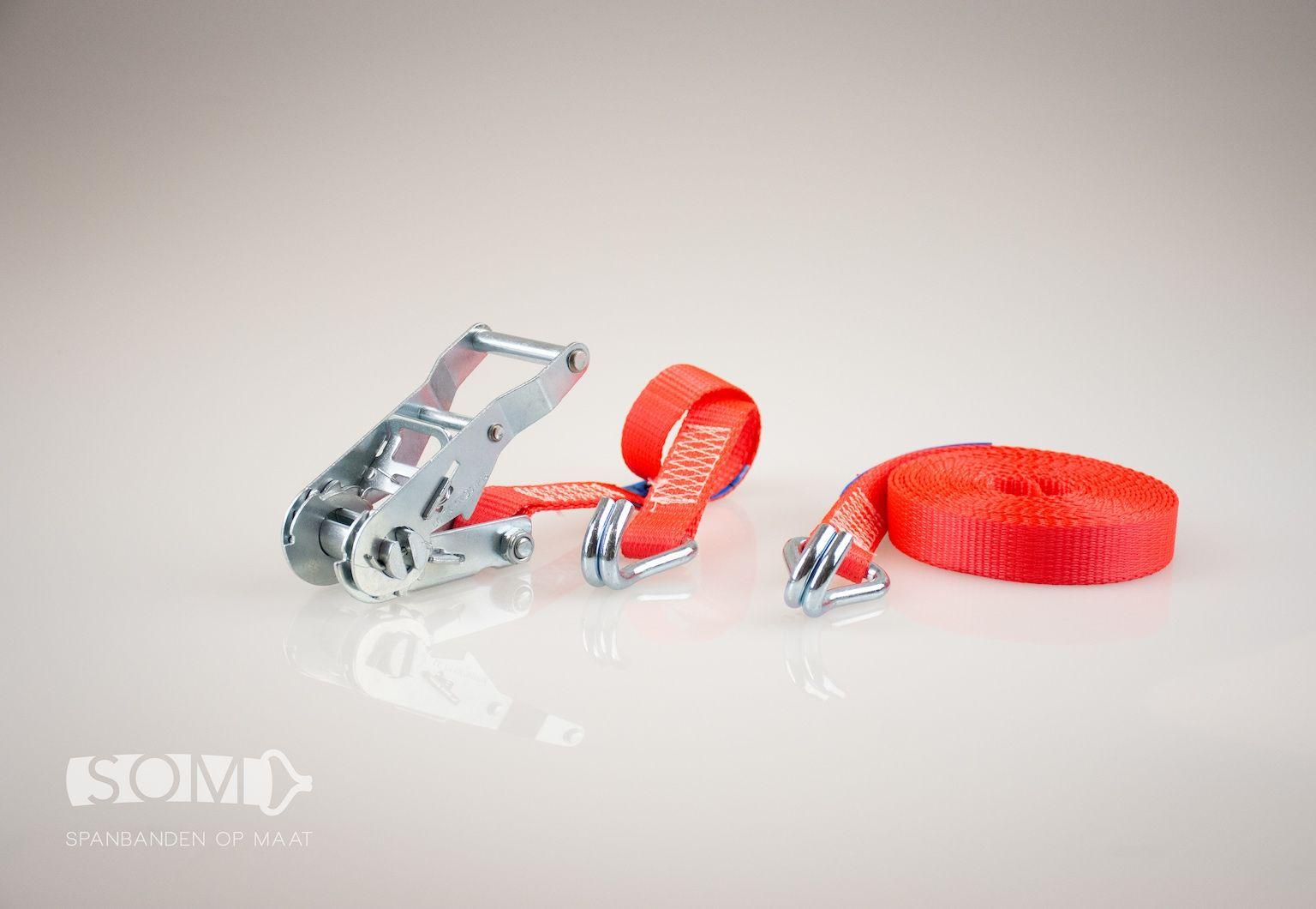 Jumbo automatische oprol spanband rood 25 mm met rubberen ratel en S haken  185 cm (2 stuks)